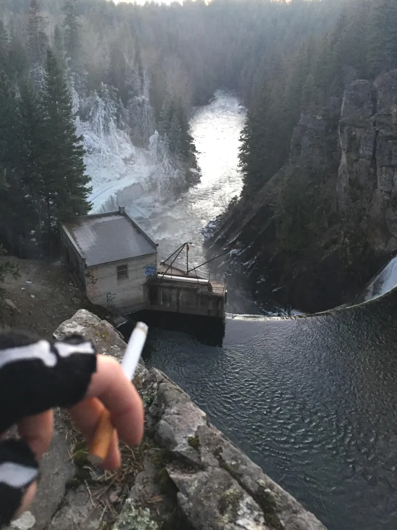 I like to think i find pretty dope smoke spots