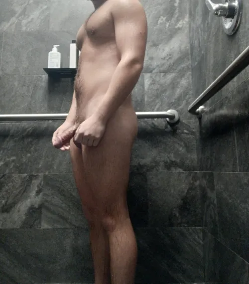 I love getting humiliated by dark skinned alpha.