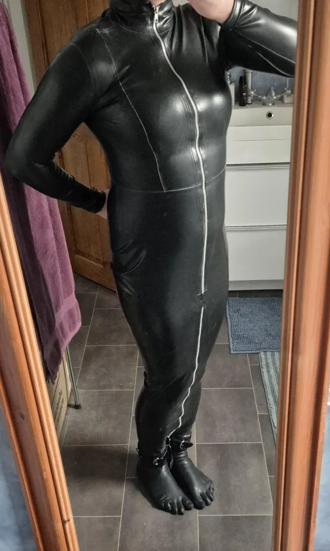 I love having a nap in my tight Hobble Dress - locked the lower zip to ankle cuffs too