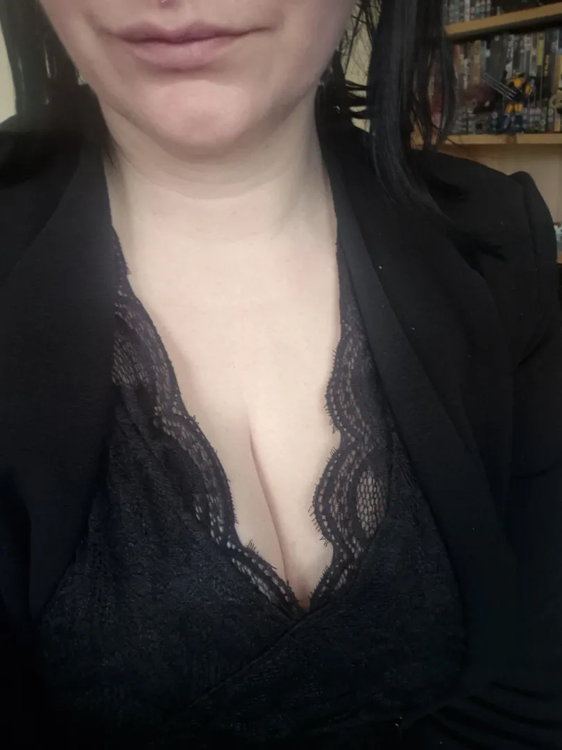 I love how good lace looks [f]raming my perfect milf tits