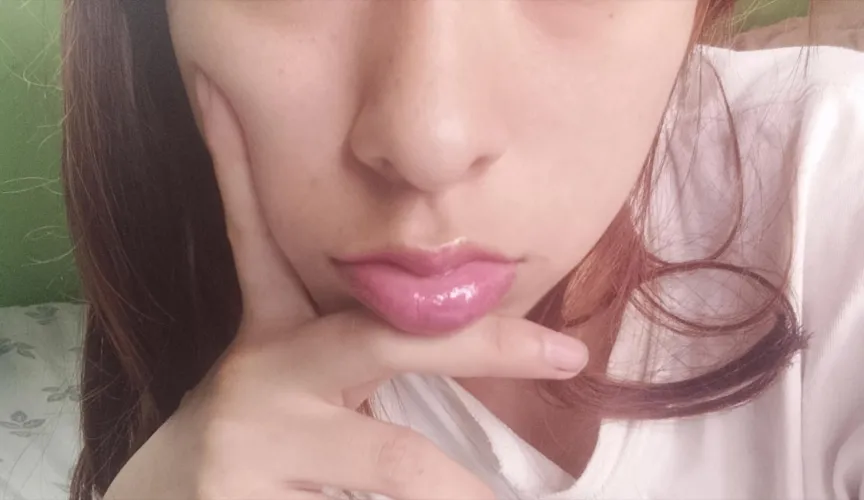 I love how my lips shine, what about you?