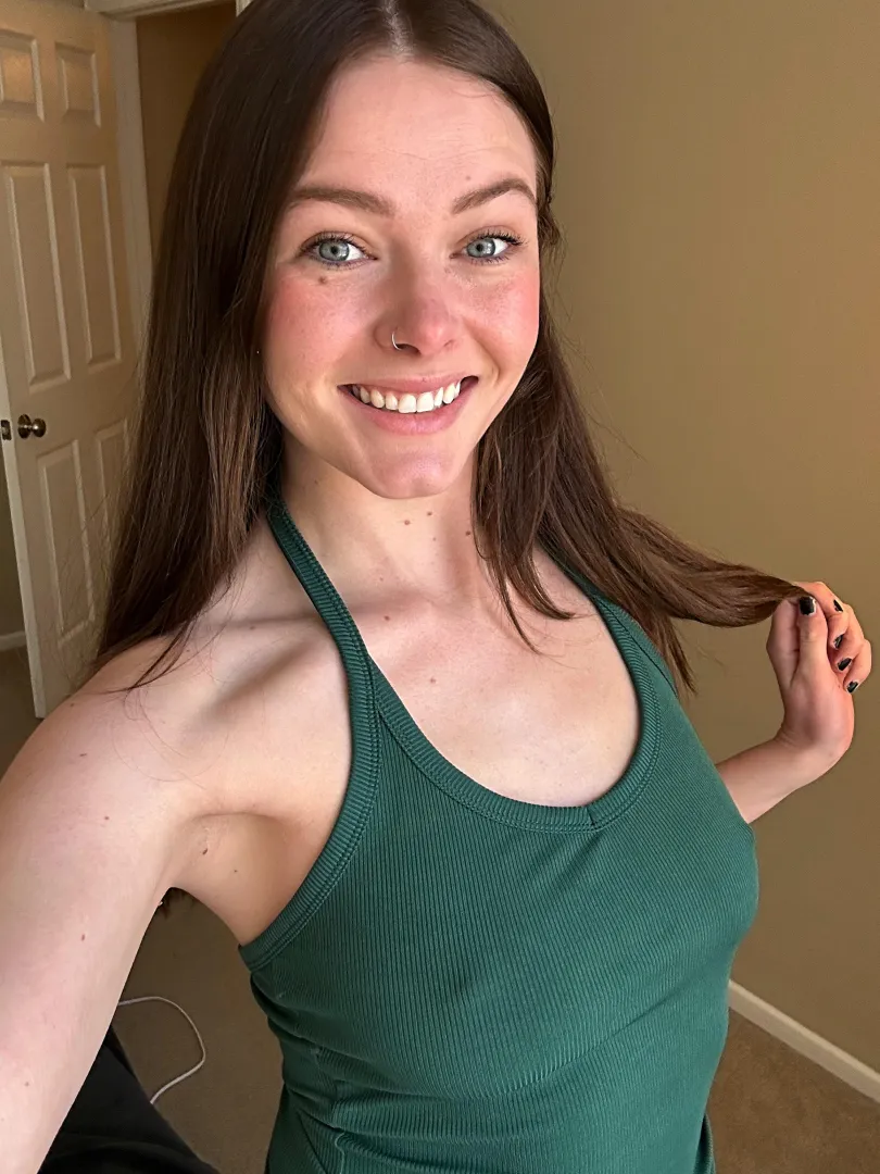 I love how this shirt looks without a bra