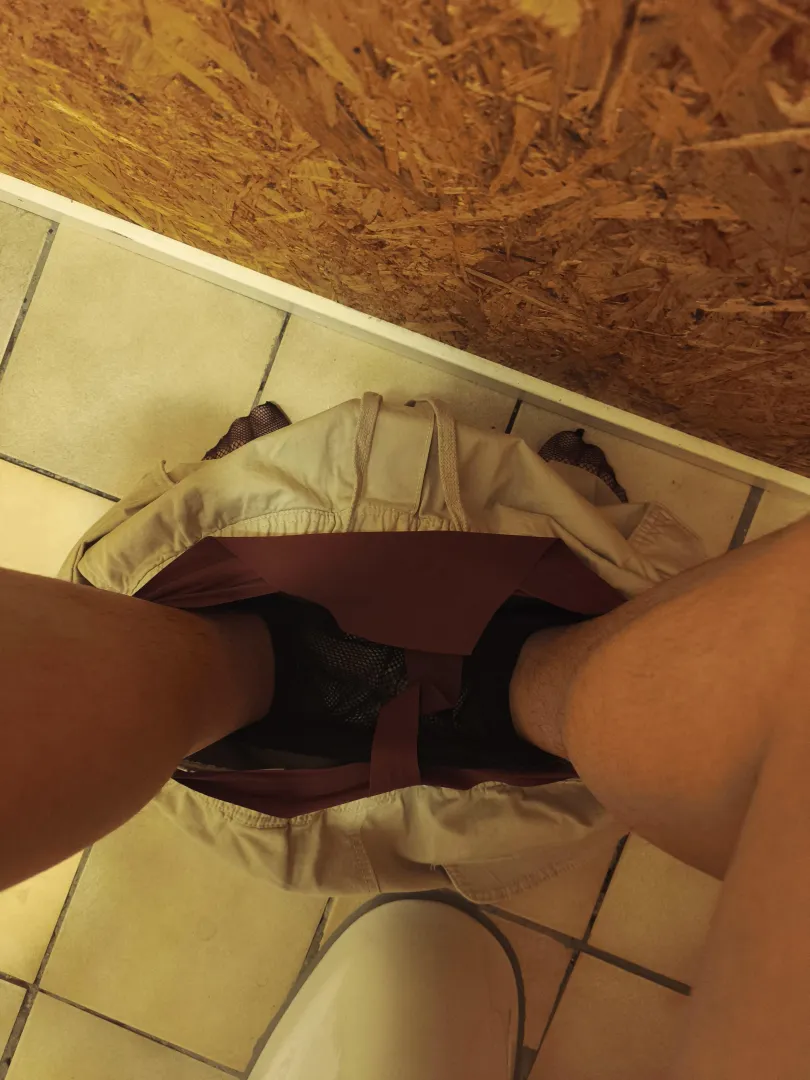 I love looking down when im on the toilet and see this