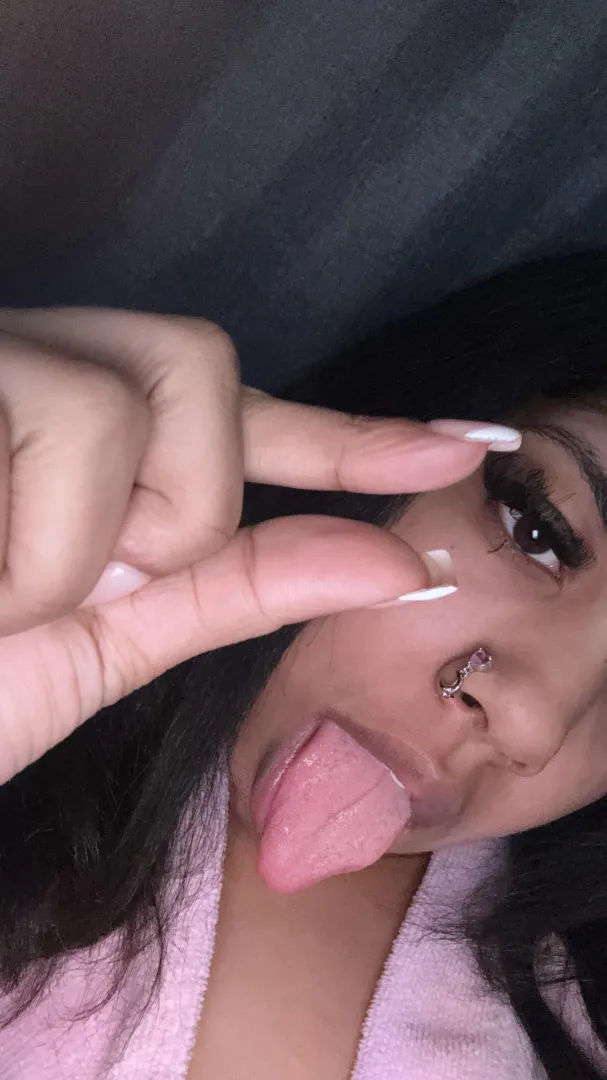 I love making small cocks realize they won't ever deserve me