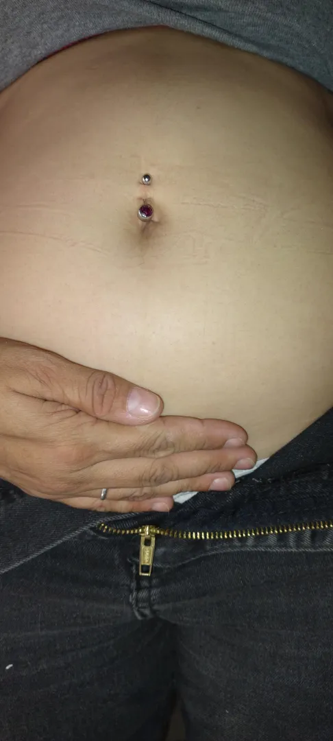 I love my belly ❤️ but I'll love it even more on Monday when it's bloated from all the food and drink I've had 