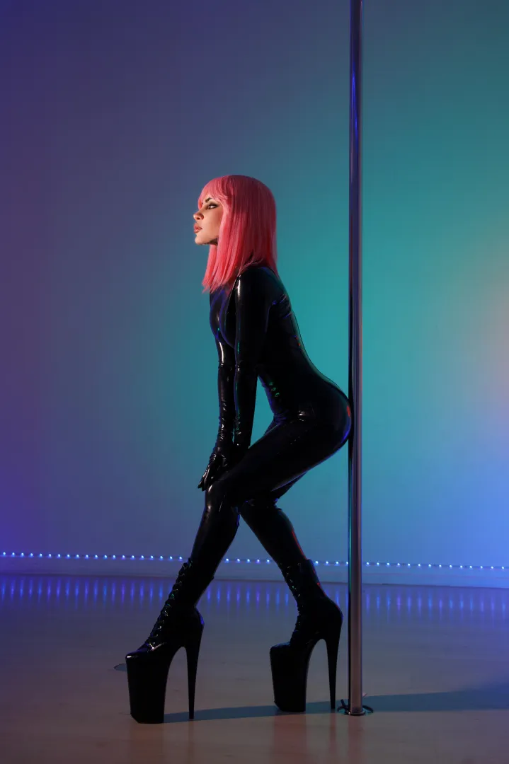 I love my black, shiny latex