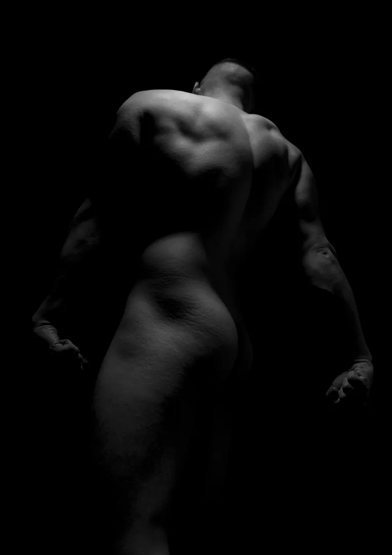 I love this art of light and shadow