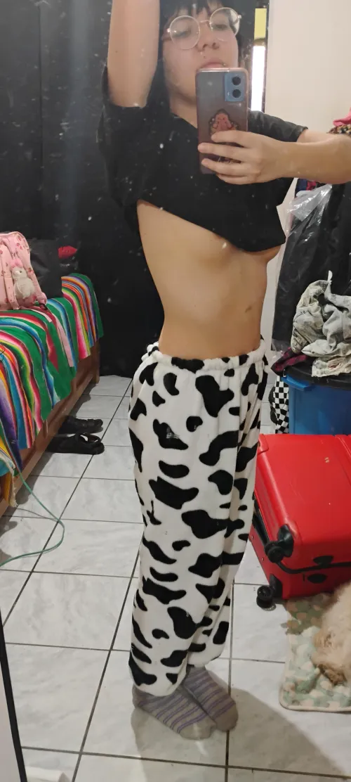 I love this crop top haha