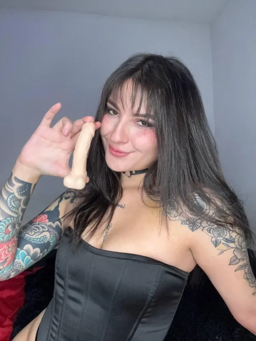 I LOVE to humiliate white dicks