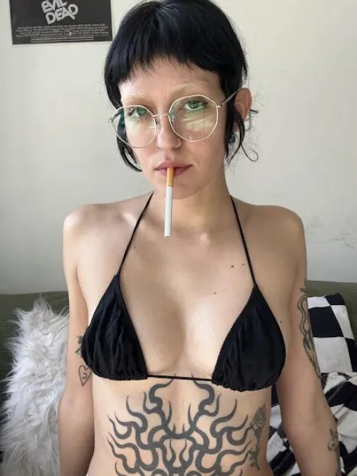 i love to smoke when i wake up