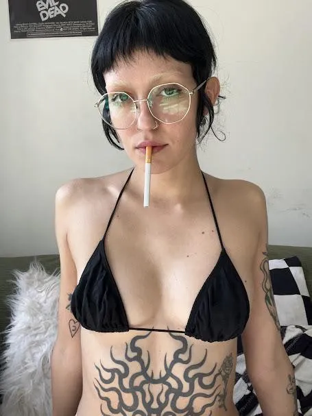 i love to smoke when i wake up