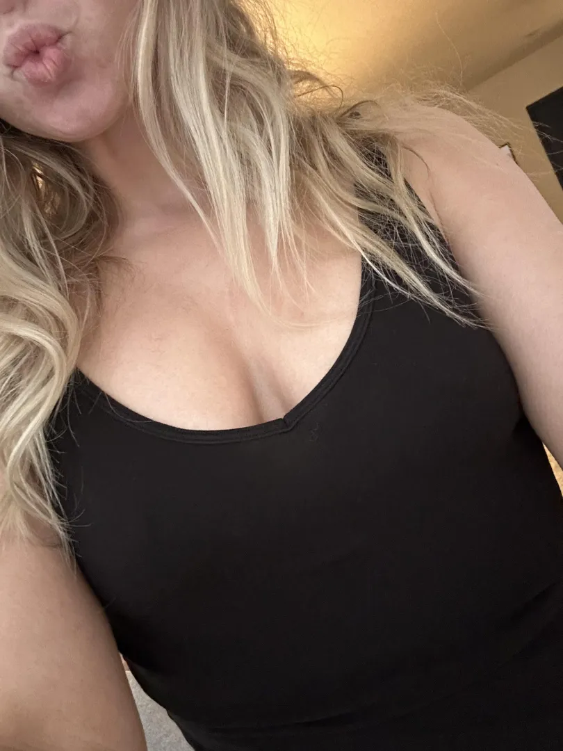 I need more tank tops..