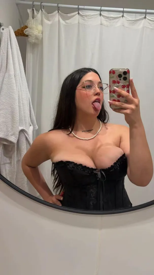 I only get turn on by ur wallet