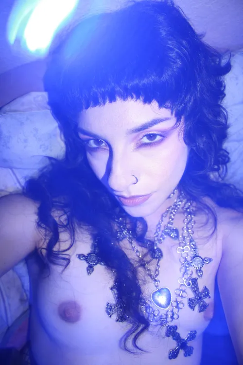 I prefer pearl necklaces ;)