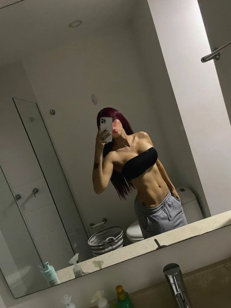 I promise I’m even more flexible than i look .. want a demo