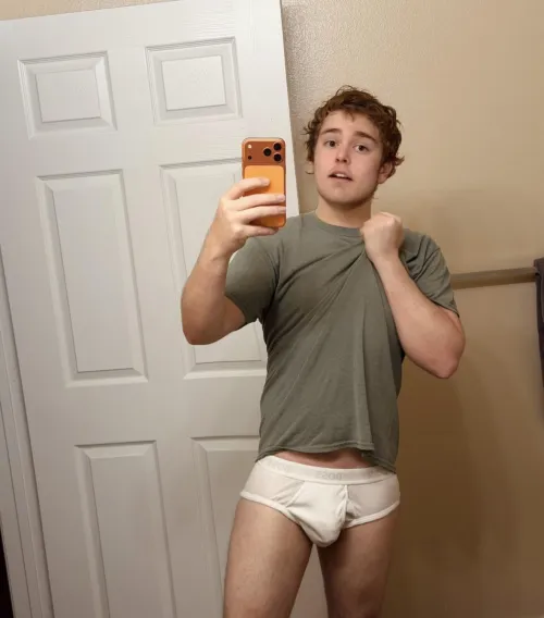 I think I’m gunna watch a movie and make some popcorn in my undies tonight 