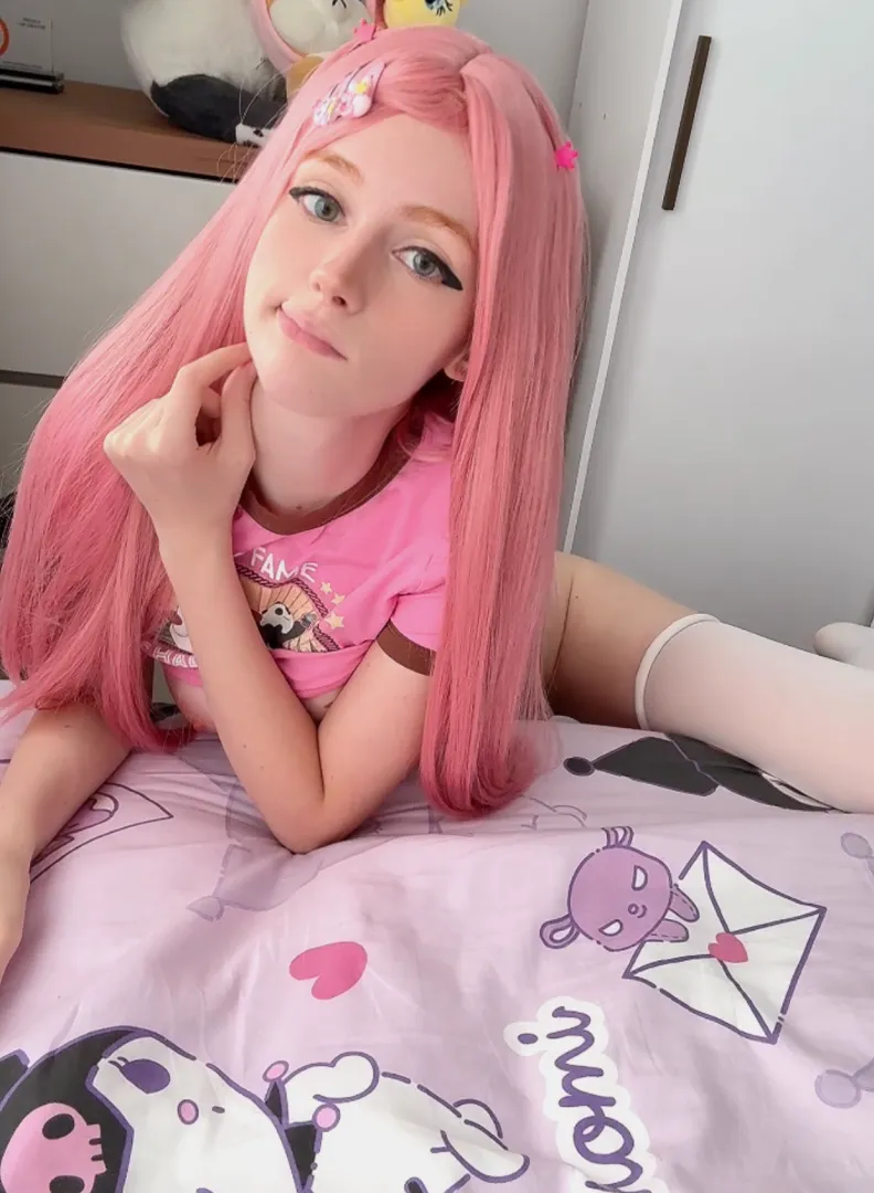 I wanna be your adorable petite girl daddy