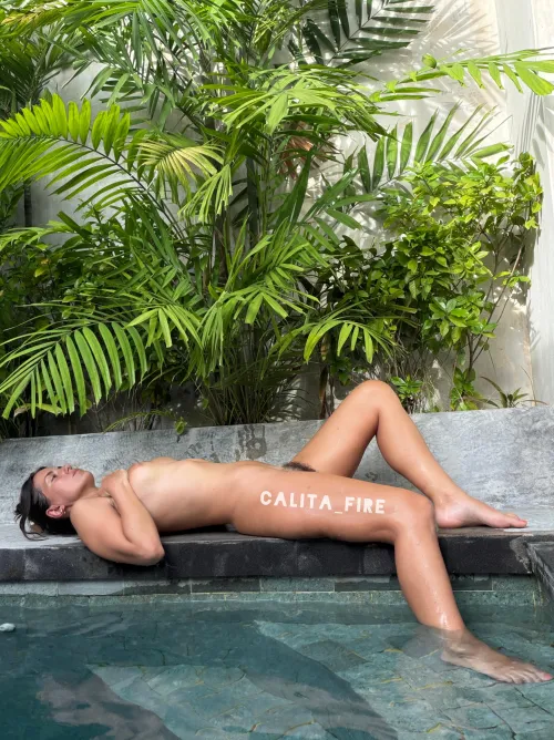 I want to feel your tongue sinking into my bush, slow and deep