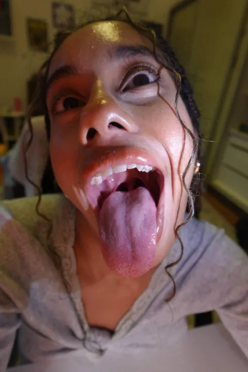 I want you to be my dinner little one!{f}