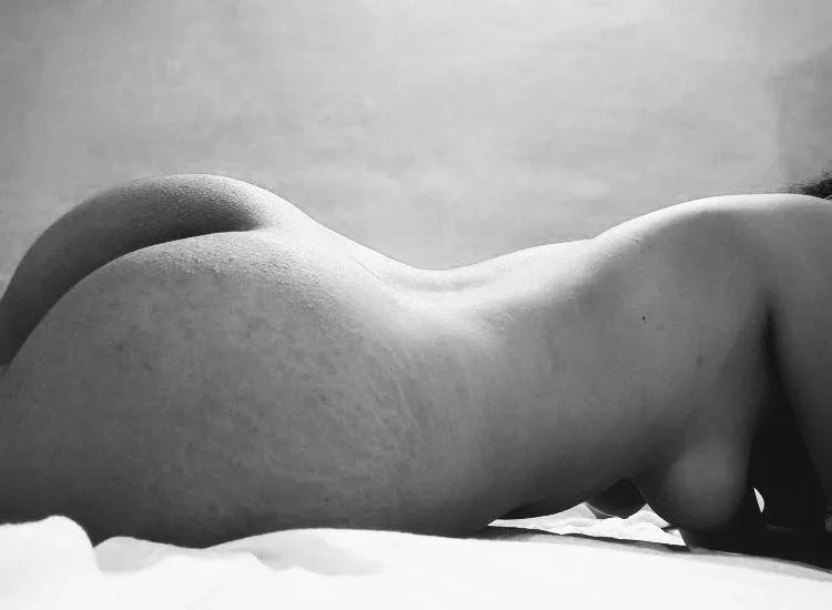 Iam just an innocent girl whos feeling bit naughtier than usual 😉💋