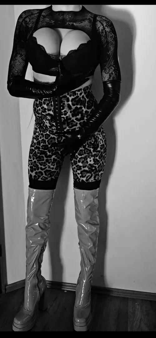 Ich mag es der Grund zu sein warum fremde Männer geil werden 