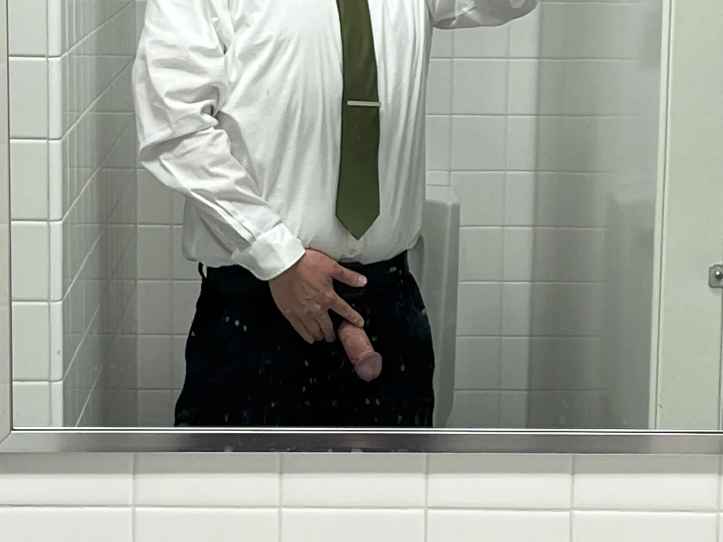 I’d love to sample some Cougar pussy