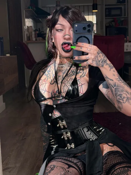 if a snake had a human baby: