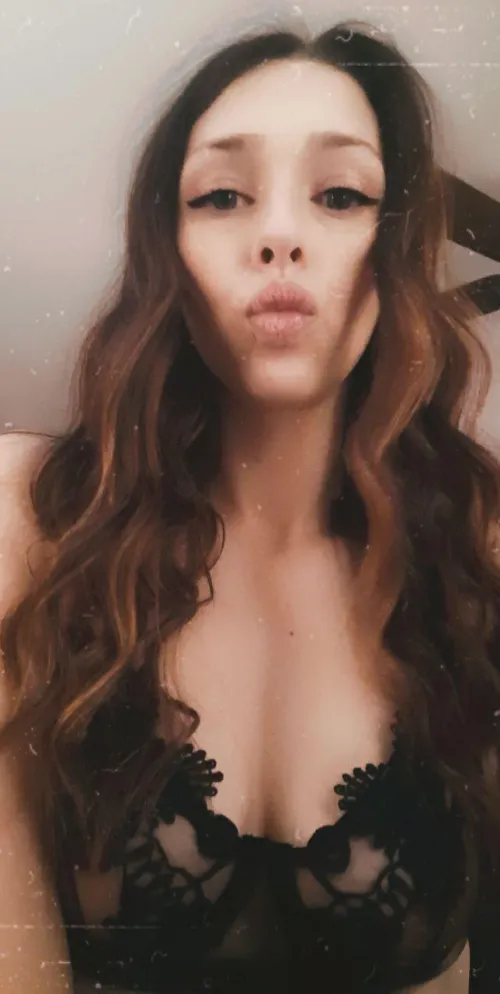 If I asked u to finish inside me, would you do it?