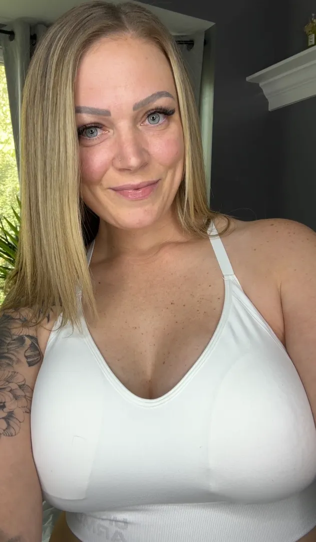 If I asked you to fuck me.. would you say yes or no?