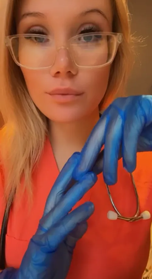 If I examine you, will you return the favor? 🤤