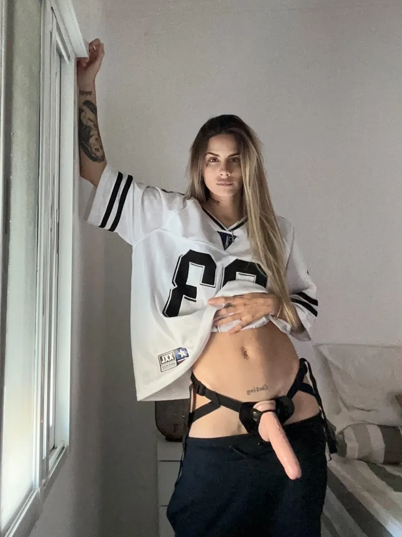 if i tell you that i want to fuck you 5 times a day, would you accept?