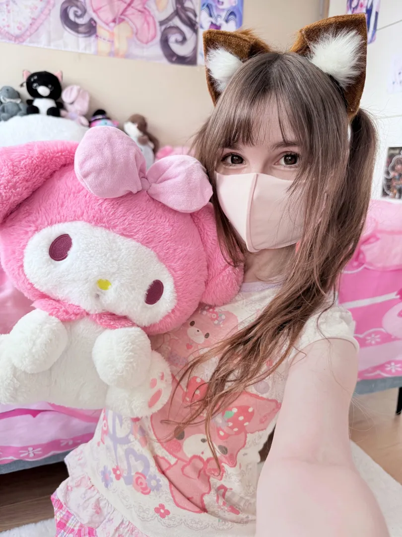 If you could peek inside your needy pets silly head what do you think youd find?