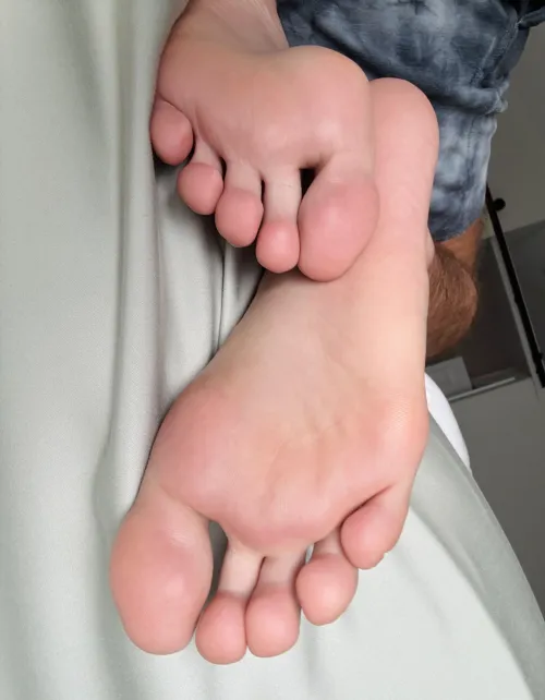 If you start licking you won’t be able to stop (Size 12 US)