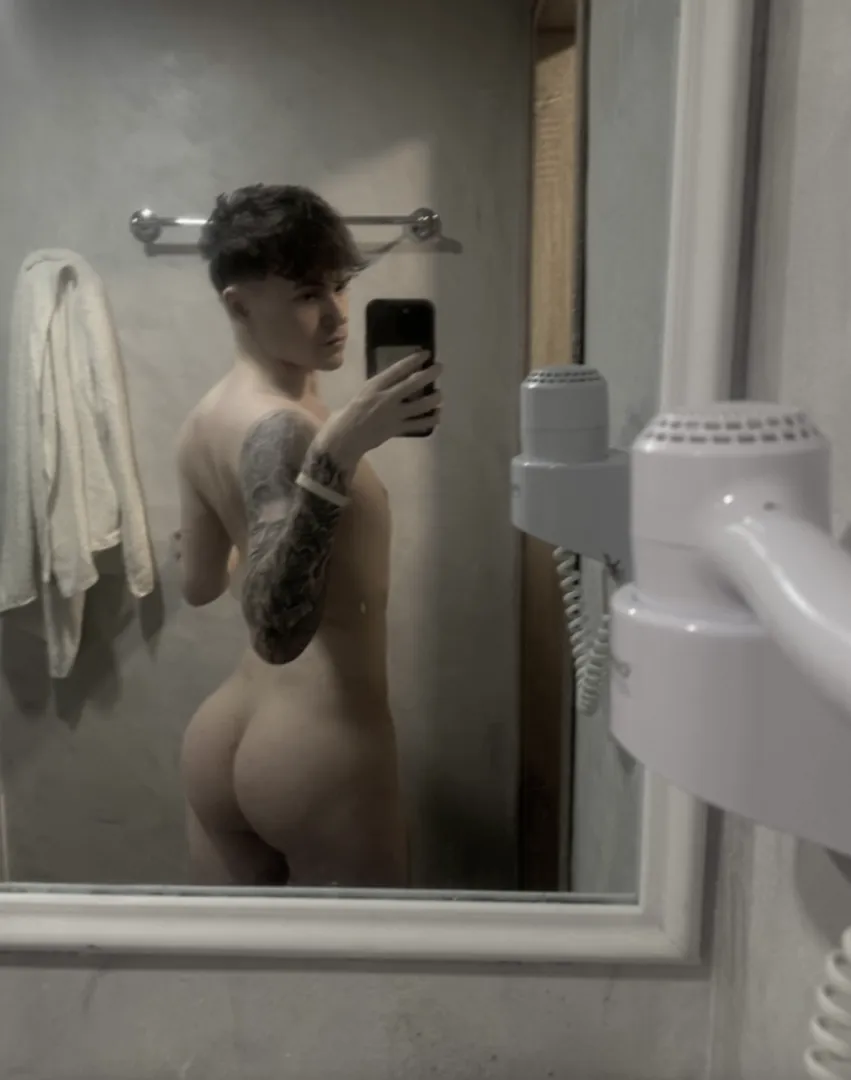 IF you're arab or black hit me up :)