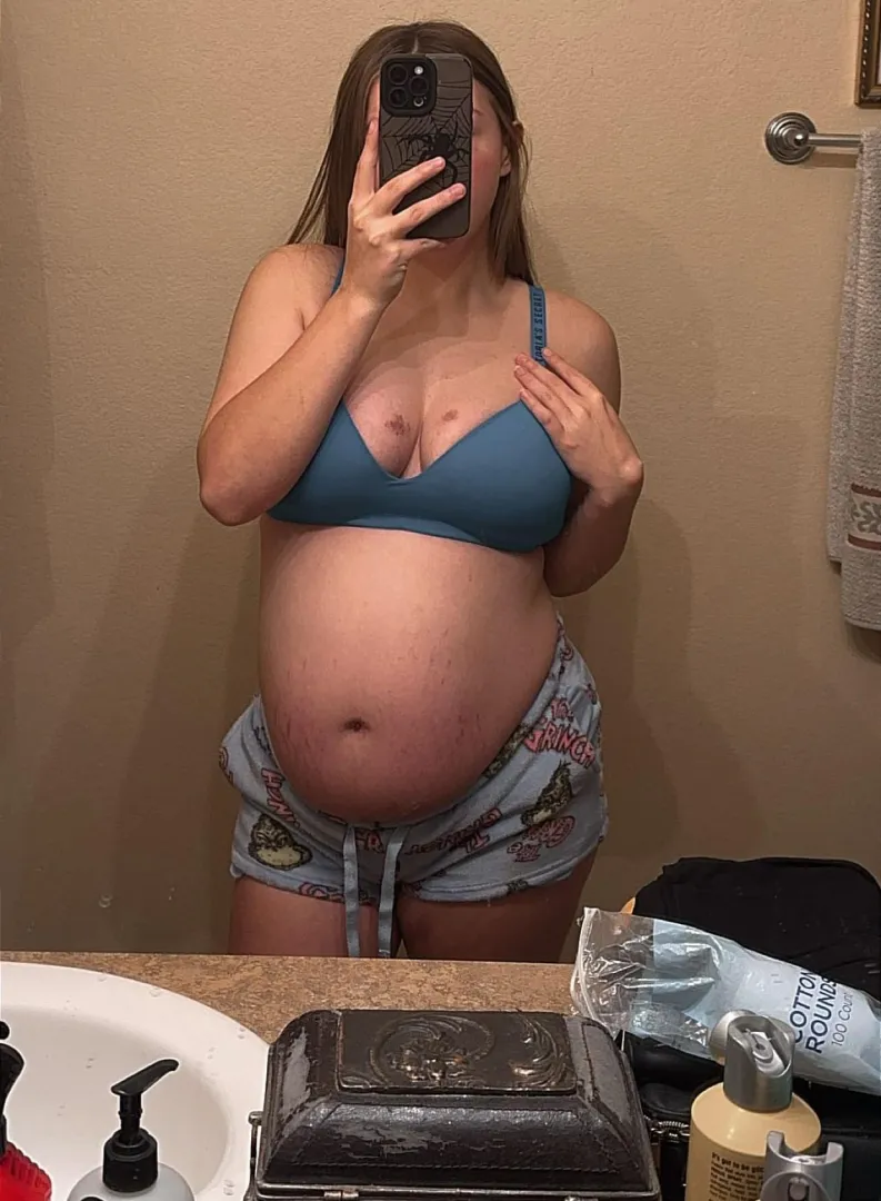 I'll be picking random redditors to send nudes to, who's in?