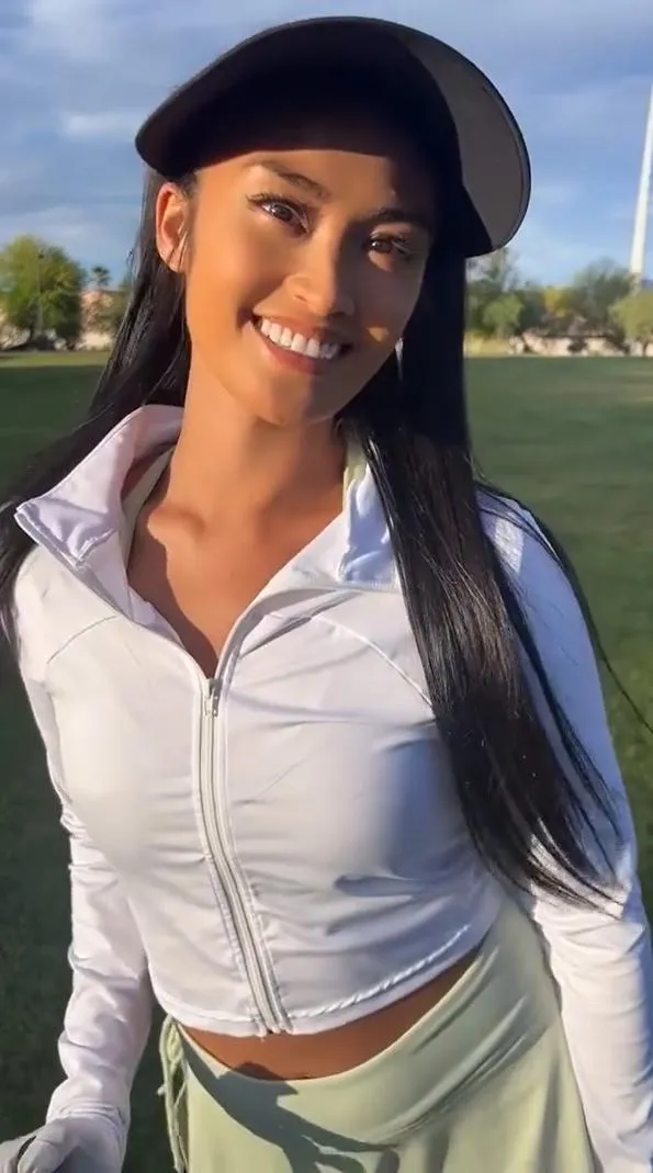 I'll be your golf girl