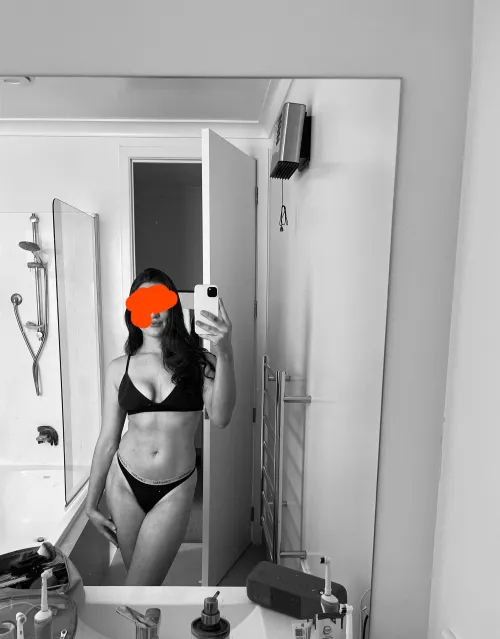 I’ll sit on cake for you..