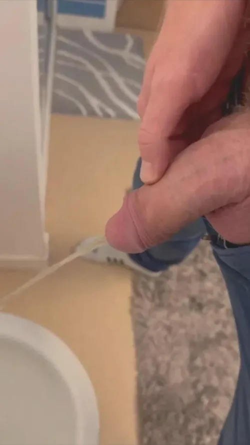 I'm 27 male I want someone hold this for me.