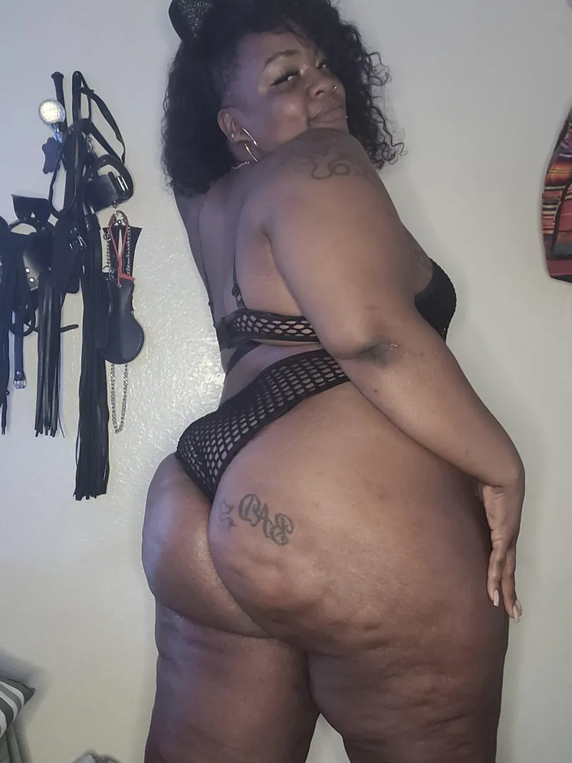 I'm at the age where I can fuck you and your dad, at the same time !