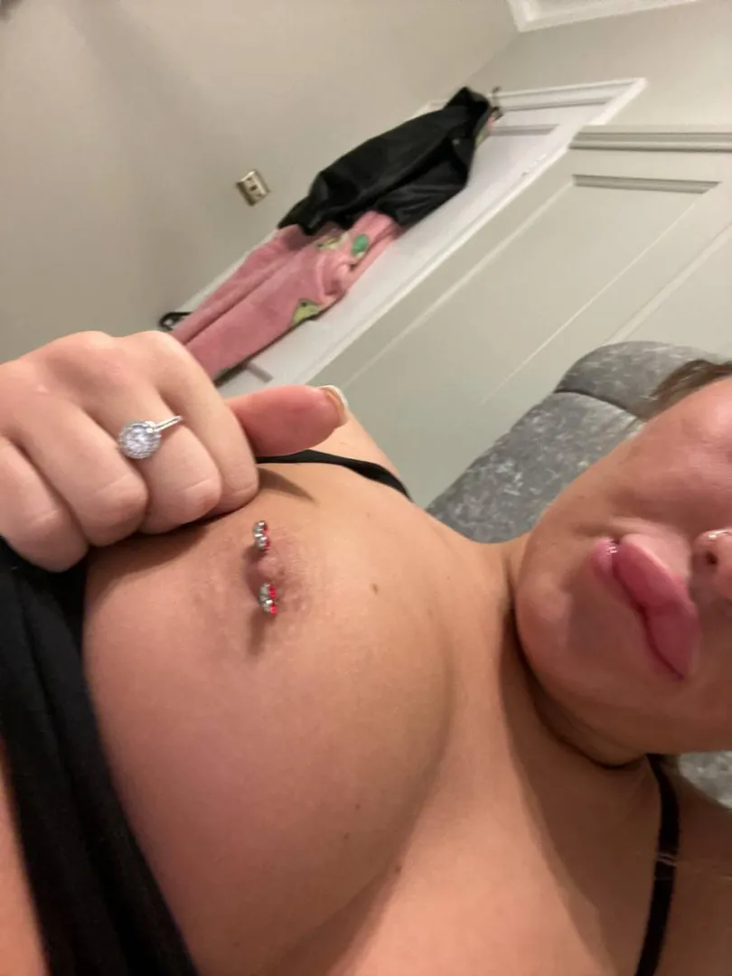 I’m bored , send cocks xx f19