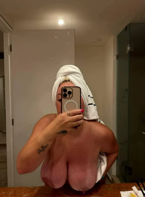 im done with boring relationships... who wants something exciting?