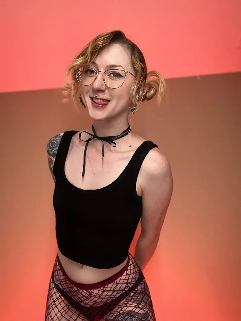 I’m feeling so pesky lately >:3