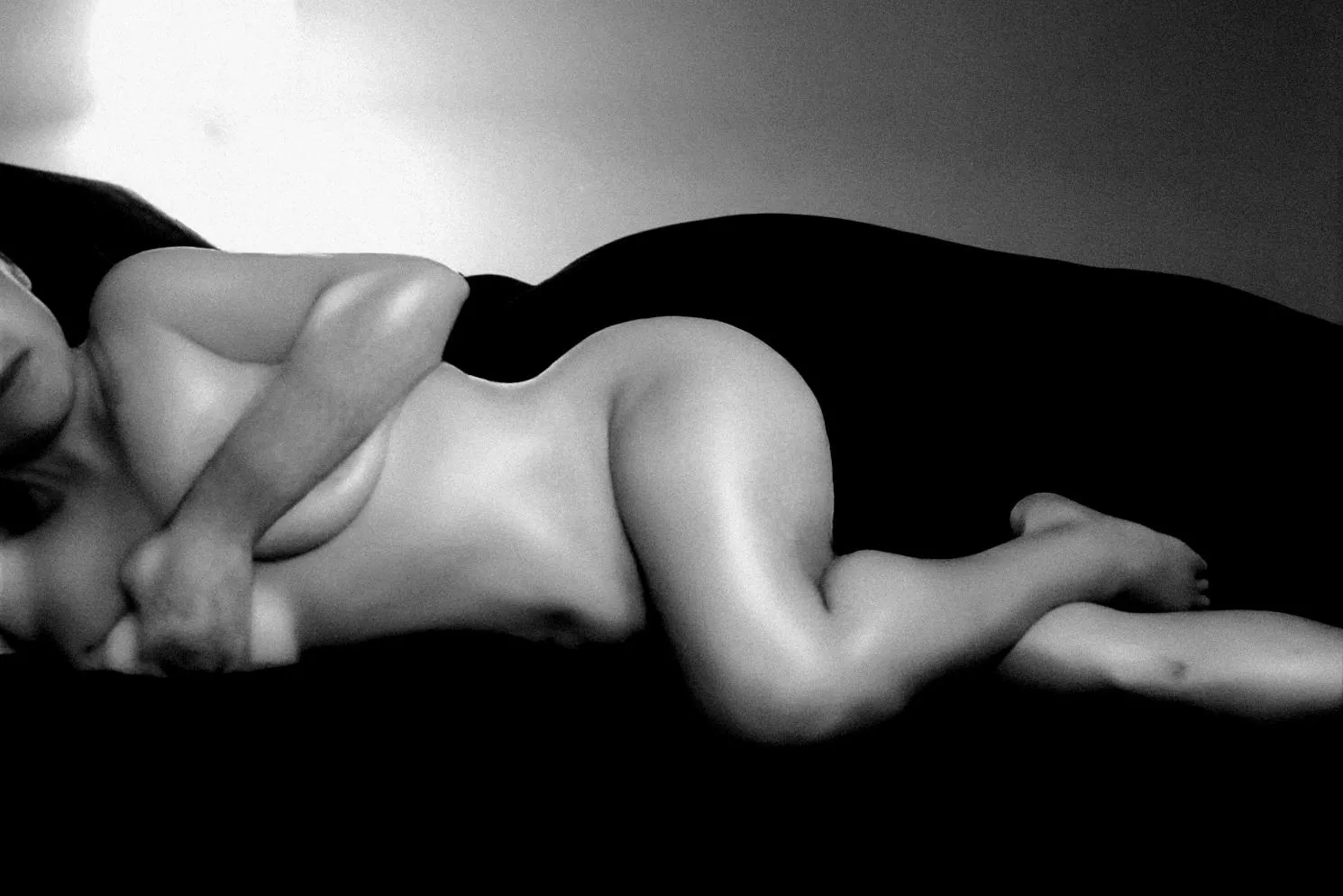  I'm in love with your body, Every day discovering something brand new, I'm in love with the shape of you 