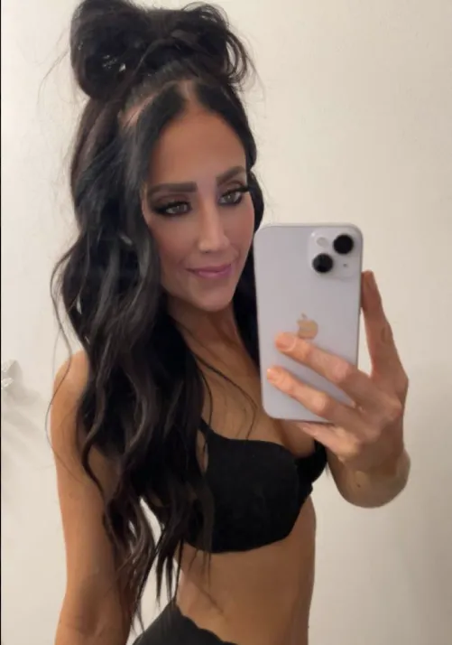 I’m in my 30s, if my pics have you excited, I’d love to know how old you are