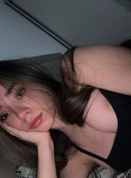 im kinda flat but oh well mayb u like small packages 