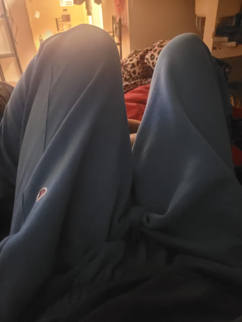 I'm obsessed with big sweats