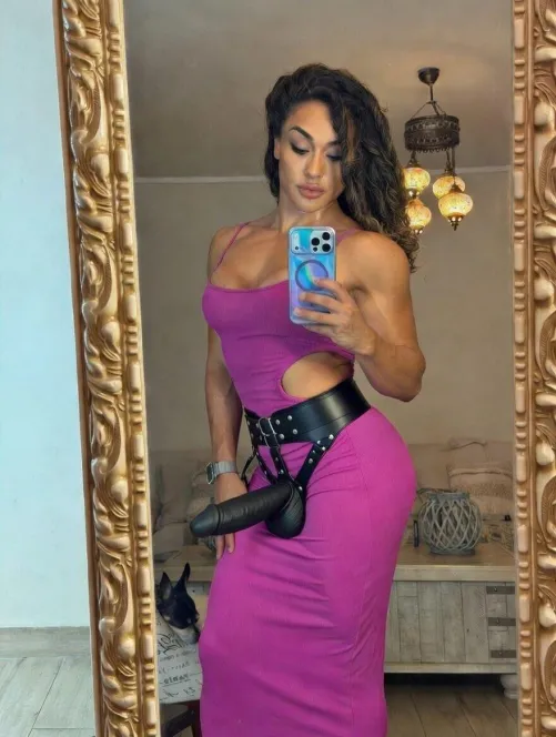 Im the boss in the room, do you like taking orders?