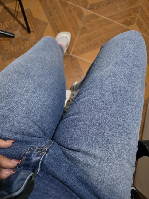 Imagine falling for a dominant girl like me who looks like this