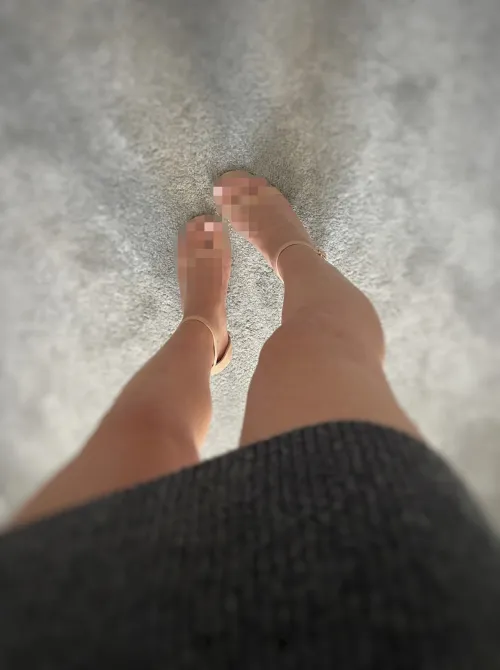 Imagine getting to kneel down and kiss them for me right before a date 