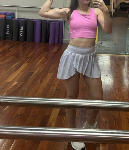 In love with how my biceps are growing (oc)